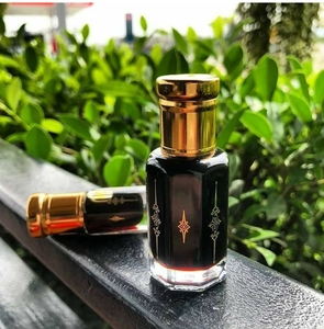 Huile essentielle d'agarwood (oud) du Vietnam 100% pure, antiseptique, parfum et diffuseur, massage, 300 ml, lot de 2 - Product Image 2