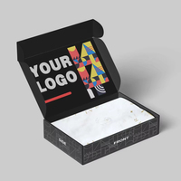 Boîte en papier noir pour envoi postal avec logo personnalisé, boîte d'expédition de vêtements biodégradable, finition mate ou brillante, boîte pour t-shirt