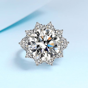 Anillo <span class=keywords><strong>de</strong></span> Compromiso <span class=keywords><strong>de</strong></span> Moissanita <span class=keywords><strong>de</strong></span> 10 Quilates para Mujer, Plata <span class=keywords><strong>de</strong></span> Ley 925, Color D, Anillo <span class=keywords><strong>de</strong></span> Moissanita con Forma <span class=keywords><strong>de</strong></span> Flor, con Certificado - Product Image 2
