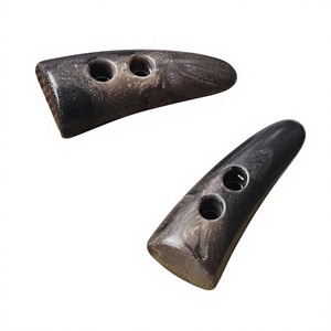 Boutons décoratifs artisanaux en corne de buffle écologiques, forme naturelle, polis, durables, objets de collection, boutons à bascule AZ ENTERPRISES - Product Image 4