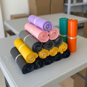 High Quality Custom PE Mailer Bag Heavy Duty Colored Poly Mailers <b>Packaging</b> Envelopes Shipping Bags with Adhesive Strip - Product Image 1
