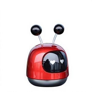 Mini diffuseur d'aromathérapie pour voiture, robot désodorisant de tableau de bord, parfum solide, accessoire intérieur - Product Image 1