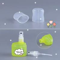 Nettoyant pour lentilles de lunettes et de lunettes de soleil en flacon PET de 30 ml avec pulvérisateur à pompe et chiffon en microfibre