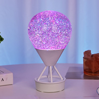 Créez une lampe de table d'ambiance à piles de couleur pour décor d'enfant rêveur avec veilleuses liquides RVB