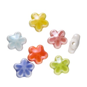 Perles de fleurs en céramique à 5 pétales, brillantes, en vrac, pour la fabrication de bracelets, accessoires de bijoux DIY, polies à la main, origine Yiwu - Product Image 5
