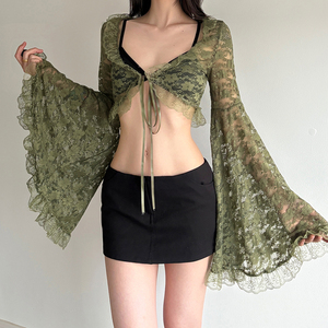 Top court ample à lacets style Y2K vintage, tendance, sexy, transparent, polyvalent, à manches évasées, respirant et écologique - Product Image 1