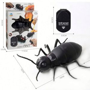 Giocattoli per Bambini in Plastica per Educazione Precoce, Scherzi e Trucchi, Modelli di Animali Simulati, Ragno Telecomandato a Infrarossi, Formica, Insetto RC - Product Image 6