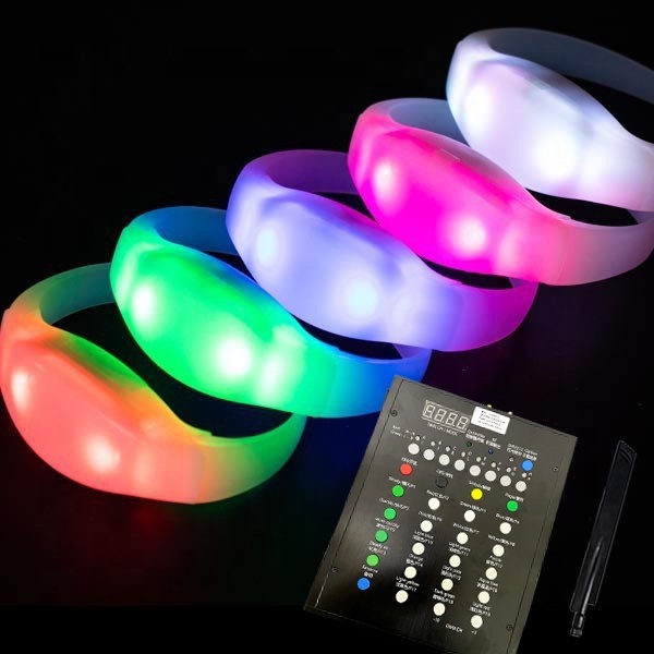 Custom Logo LED Bracelet Silicone LED Wristband RF Remote Controlled Light up Bracelets for Concert Event Party Night