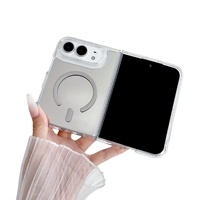 Coque de téléphone magnétique en PC effet miroir pour iPhone Duo 18 Fold, avec chaîne perlée, protection intégrale, cadeaux girly en gros