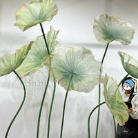 Grandes feuilles de lotus en organza de soie artificielles, grandes fleurs debout pour la décoration d'événements et de fêtes en intérieur