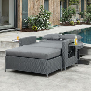 طقم أريكة استرخاء خارجية حديثة من قطعتين مصنوعة من الخوص مع مسند قدم للتخزين، مقعد استلقاء للشمس، أثاث خارجي، سرير نهاري، مناسب لجميع الأحوال الجوية - Product Image 4