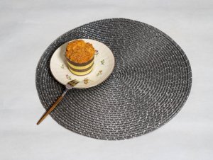 Tappetini intrecciati all'ingrosso resistenti al calore per tavoli da pranzo set di tovagliette in tessuto con glitter grigio argento 100% PP - Product Image 2
