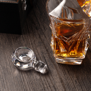 Vente en gros d'usine NOVARE Ensemble de carafes à <span class=keywords><strong>whisky</strong></span> en cristal sans plomb de 950 ml avec boîte personnalisée, usage domestique, style bohème - Product Image 2