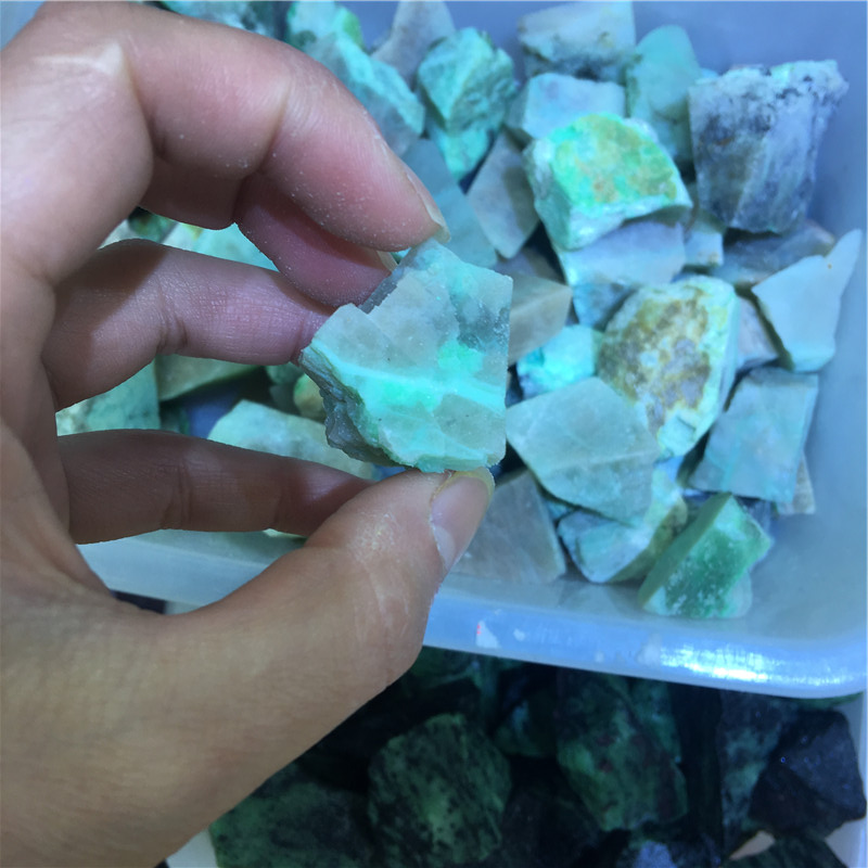 Pietra di luna verde