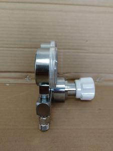 Regulador de Oxígeno Profesional Médico de Latón <span class=keywords><strong>CGA540</strong></span> con Presión Máxima de Entrada de 3000 psi y Salida DISS para Cilindro - Product Image 3