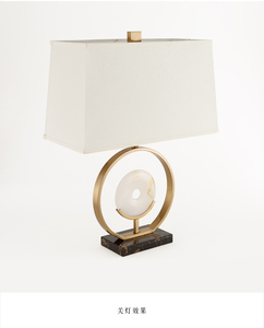 Lámpara de Mesa Moderna con Base de Mármol Blanco para Hoteles, Bombilla E26, Cuerpo de Cerámica y Hierro, Alimentación Eléctrica para Vestíbulos y Habitaciones - Product Image 2