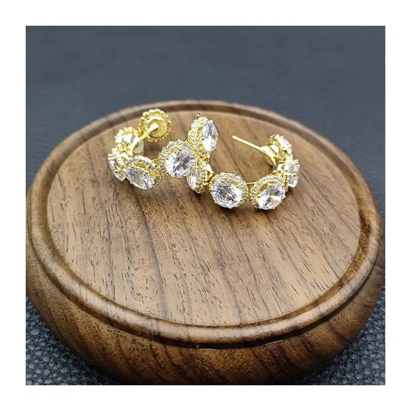 Guangding OEM Brincos De Ouro 18k 2023 Large Flower Shape Diamond Earrings