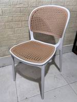 Chaises de salle à manger en rotin plastique PP empilables pour l'extérieur, prix de gros abordable