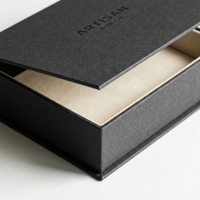 Servizio di Imballaggio Personalizzato, Scatola Regalo Rigida di Lusso a Forma di Libro, Logo Personalizzato a Colori, Goffratura, Carta Artistica, Laminazione Lucida, Stampa Offset, Spugna