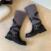 Damen Patchwork Kniehohe Stiefel aus Kunstleder und Wildleder mit Runder Spitze, Flachem Absatz und Mehrfach-Schnallenriemen im Western-Stil für den Alltag