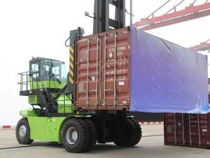 ราคาโรงงาน รถยกตู้คอนเทนเนอร์ยี่ห้อดังรุ่นใหม่ รถยกแบบ Reach Stacker 8 ตัน 9 ตัน ขับเคลื่อน 4 ล้อ สำหรับยกตู้คอนเทนเนอร์เปล่า ขาย - Product Image 2
