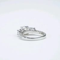 MSR74 Bagues en argent 925 Bague en moissanite scintillante à trois pierres Bijoux en argent sterling pour femmes