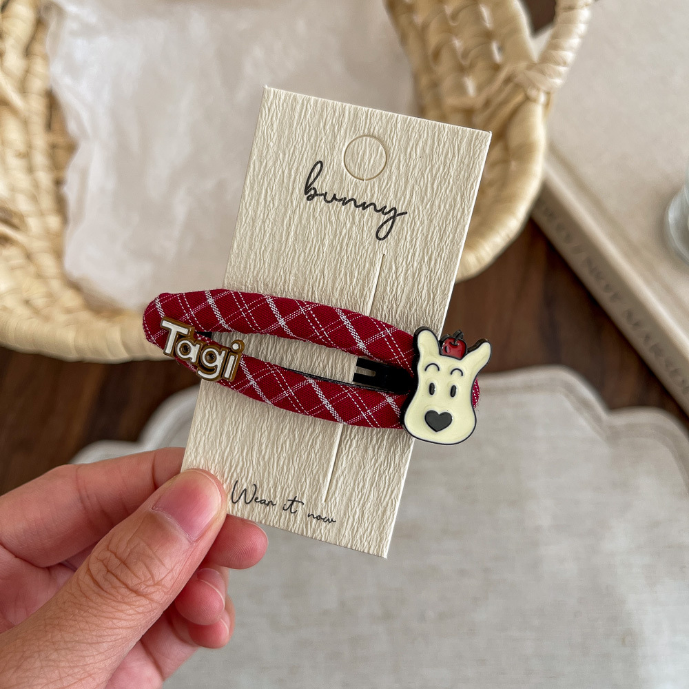 Red grid oval puppy