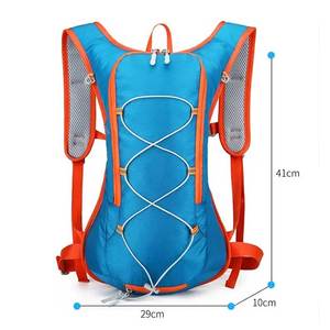 Mochila de Ciclismo Reflectante Personalizada Unisex de Gran Capacidad, Impermeable, con Sistema de Hidratación para Ciclismo - Product Image 2
