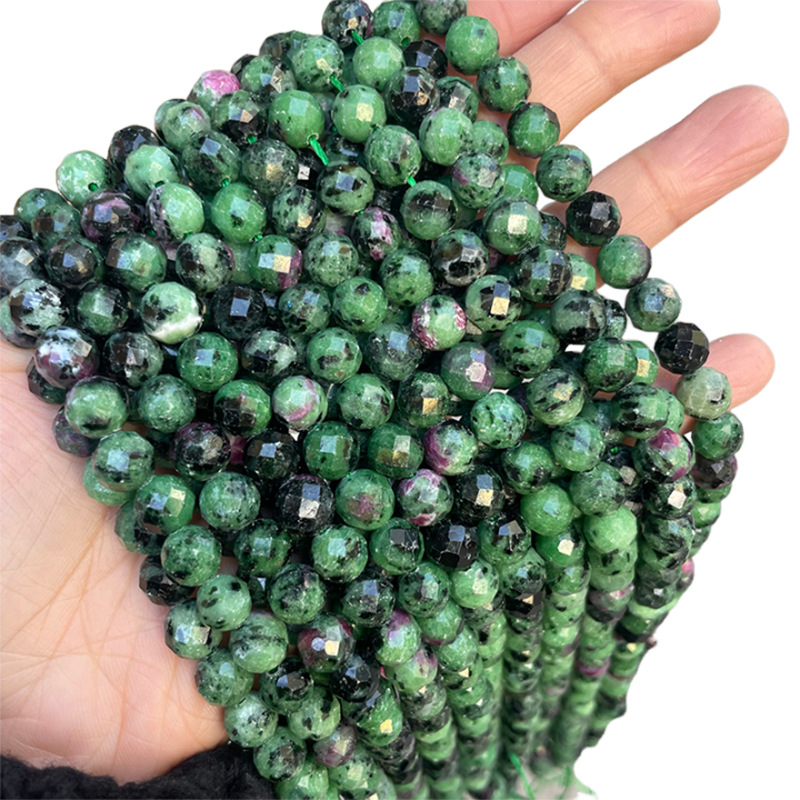 Zoisite rubis vert