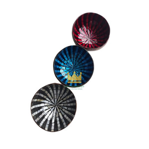 Bol à salade classique fait main en coque de noix de coco laquée, fabriqué au Vietnam, personnalisable avec logo, écologique et léger - Product Image 4