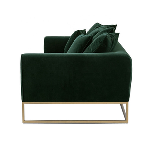 Canapé trois places en velours vert foncé, style luxe léger, pour petite famille, inspiré de l'Europe du Nord - Product Image 4