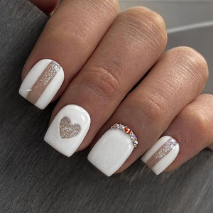 Vente en gros à bas prix, Ongles à presser semi-artisanaux à effet machine, style 'Hot Girl' scintillant, motif crocodile français <span class=keywords><strong>blanc</strong></span> <span class=keywords><strong>laiteux</strong></span>, avec paillettes et effet flash - Product Image 4