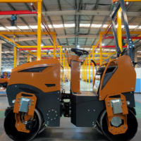 Mini-compacteur vibrant 1-3 tonnes diesel à double tambour avec moteur Changchai et moteur hydraulique