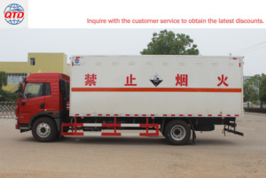 Camionnette professionnelle JAW <span class=keywords><strong>pour</strong></span> marchandises corrosives |   Camion léger diesel <span class=keywords><strong>Euro</strong></span> 5 arrière |   Étanche, sécurité assurée, conforme, efficace - Product Image 3