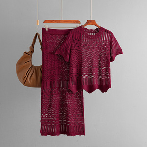 Conjunto de punto transpirable de verano para mujer: Camisa de punto hueca de manga corta y falda casual suelta a la moda - Product Image 4