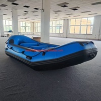 Bateau gonflable de radeau de rivière d'eau avec le bateau à rames rigide de ponton de PVC de tubes flottants avec le type plancher de faisceau