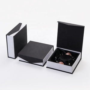 Boîte à bracelet pour homme avec fermeture magnétique en carton personnalisée avec logo, pour emballage de bijoux en papier - Product Image 1