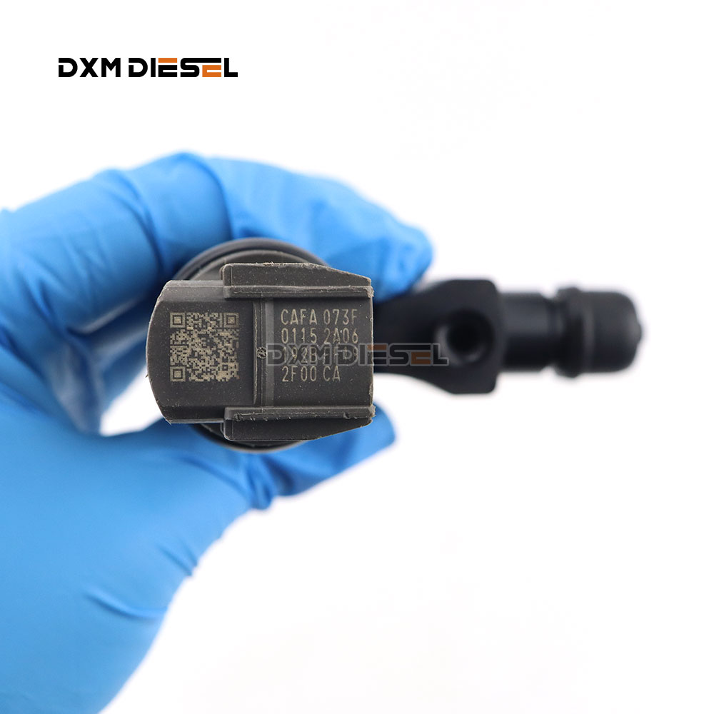 トモ Original Dens Diesel Fuel Common Rail Injector 295900-0240