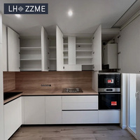 Meubles de cuisine et accessoires en MDF laqué blanc de haute qualité avec armoires de rangement et armoires murales Cuisine ouverte pour appartement