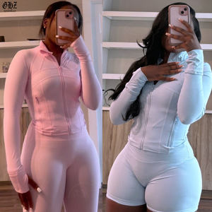 Set di san valentino <span class=keywords><strong>rosa</strong></span> con LOGO personalizzato <span class=keywords><strong>tuta</strong></span> sportiva da donna allenamento Yoga giacca a zampa <span class=keywords><strong>pantaloni</strong></span> due pezzi <span class=keywords><strong>tuta</strong></span> da donna - Product Image 6