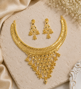 Conjunto de Collar con Diseño de Corazón Chapado en Oro Romántico para Mujer con Joyería a Juego, Colección de Joyas para Boda y Compromiso Estilo Indio - Product Image 3