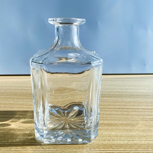 Botellas de cristal con tapón de rosca, botellas de cristal negras para vodka, venta al por mayor - Product Image 3