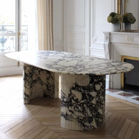 Table à manger ovale moderne de luxe sur mesure en marbre italien Calacatta Viola avec veines violettes, écologique, pour appartement et villa