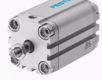 Contrôleur programmable Advu-50-30-p-a neuf, cylindre compact, authentique, en stock, avec une garantie d'un an.