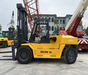 Carretilla elevadora diésel de segunda mano de alta calidad KOMATSU FD200 de 20 toneladas con piezas de repuesto - Product Image 4