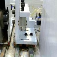 Centro de torno de madera CNC multifuncional de alimentación automática, 4 ejes de TJ-1220 para patas de mesa curvada, etc.