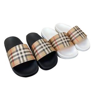 <span class=keywords><strong>Sandali</strong></span> di Design alla Moda, <span class=keywords><strong>Sandali</strong></span> <span class=keywords><strong>Estivi</strong></span> di Lusso Neri, Ciabatte Casual Antiscivolo per Esterni, Vendita all'Ingrosso dalla Fabbrica - Product Image 1