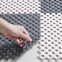Tapis de bain antidérapant et imperméable en PVC, à emboîtement, écologique, vente en gros d'usine, personnalisable OEM, pour usage domestique et commercial dans les lieux humides
