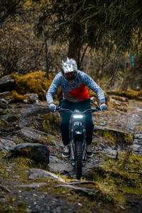 Nouvelle Arrivée 2026 Moto Tout-Terrain Aluminium Lithium 72V40AH 95km/h Rerode R1+ 17KW pour Adultes Montagne R1+ Performance de Couple Brutale - Product Image 4