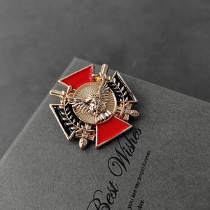 Pin de solapa de Metal diseñado Ding Yi, PIN de esmalte duro suave de <span class=keywords><strong>Dragon</strong></span> <span class=keywords><strong>Ball</strong></span>, Pin de solapa de Anime Wukong de dibujos animados para <span class=keywords><strong>gorra</strong></span> - Product Image 4
